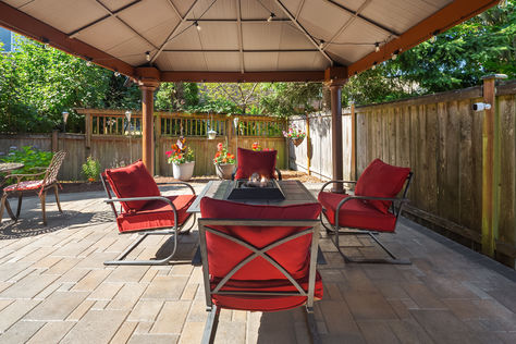 20322 10th Ave W Lynnwood WA - Upgrade Realty1