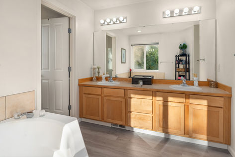 22219 45th Ave S #7 Kent WA - Upgrade Realty32