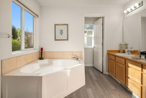 22219 45th Ave S #7 Kent WA - Upgrade Realty33