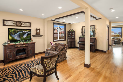 6916 37th Pl NE Marysville WA - Upgrade Realty1