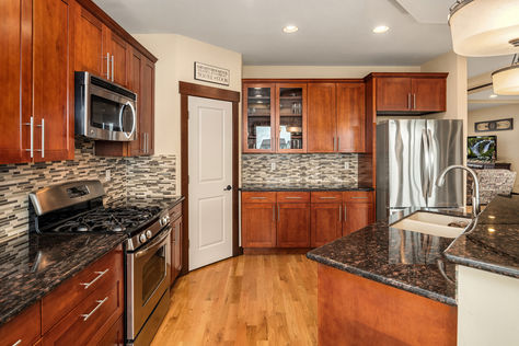 6916 37th Pl NE Marysville WA - Upgrade Realty13