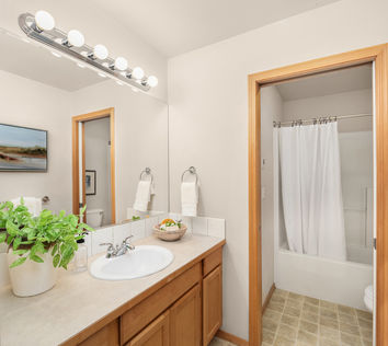 8124 211th Ave SE Snohomish WA - Upgrade Realty3