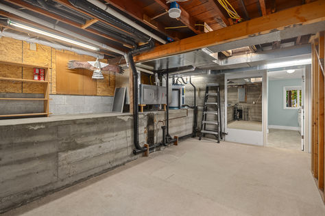 10647 Marine View Dr SW Seattle WA - Upgrade Realty14