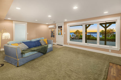 10647 Marine View Dr SW Seattle WA - Upgrade Realty18