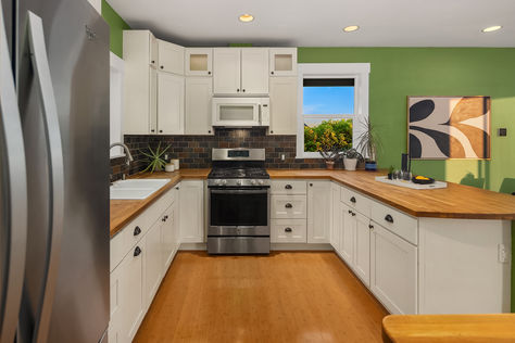 10647 Marine View Dr SW Seattle WA - Upgrade Realty20