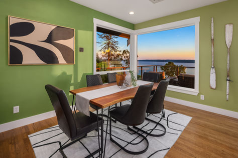 10647 Marine View Dr SW Seattle WA - Upgrade Realty23