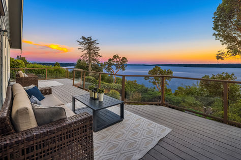 10647 Marine View Dr SW Seattle WA - Upgrade Realty37