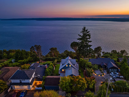 10647 Marine View Dr SW Seattle WA - Upgrade Realty58