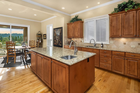 15335 NE 106th Ct Redmond WA - Upgrade Realty7