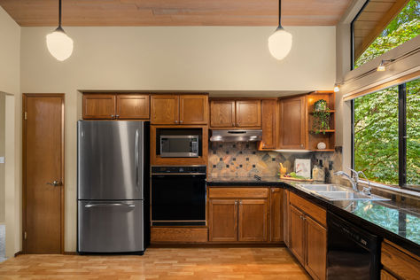 15708 NE 164th St Woodinville WA - Upgrade Realty28