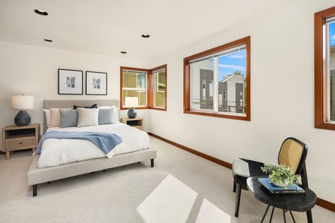 1915 9th Ave W Seattle WA 12