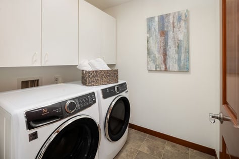 1915 9th Ave W Seattle WA 16