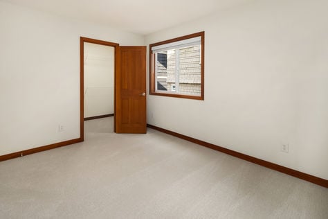 1915 9th Ave W Seattle WA 18