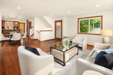 1915 9th Ave W Seattle WA 26