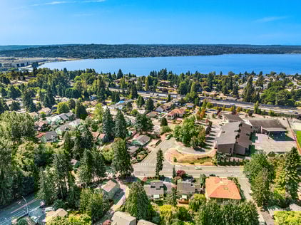 2808 Kennewick Pl NE Renton WA - Upgrade Realty50