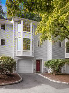 10215 NE 129th Ln Seattle WA 8