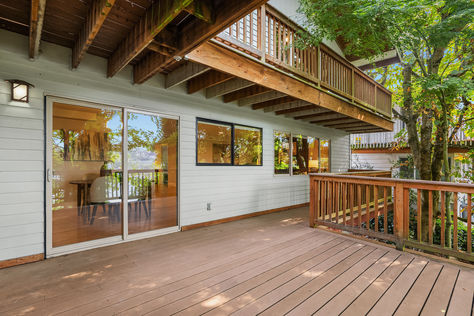 4841 38th Ave SW Seattle WA 29