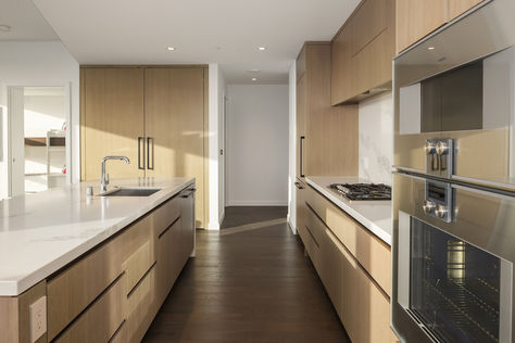 188 Bellevue Way NE #707 Bellevue, WA - Upgrade Realty7