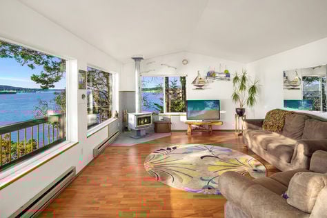 7782 Cypress Way Anacortes WA - Upgrade Realty2