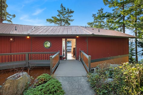 7782 Cypress Way Anacortes WA - Upgrade Realty22