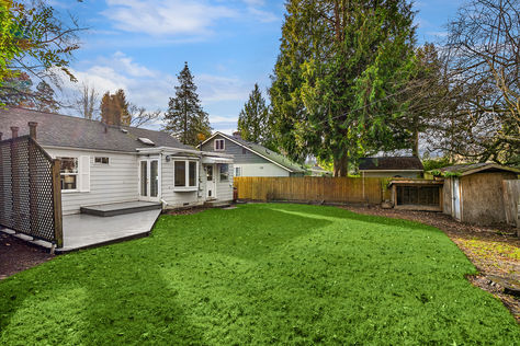 5606 NE 59th St Seattle, WA - Upgrade Realty24