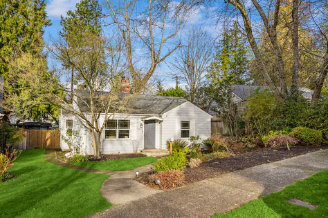 5606 NE 59th St Seattle, WA - Upgrade Realty30