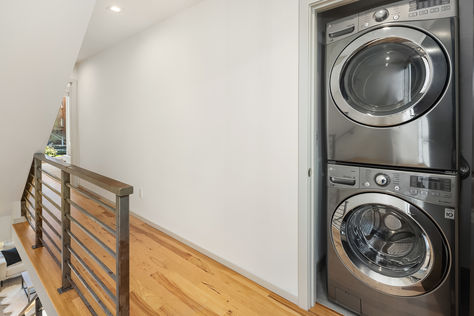 1114 16th Ave #A Seattle WA- Upgrade Realty23