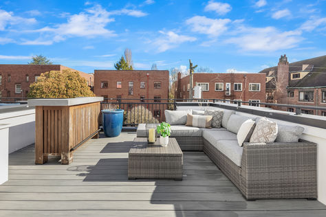 1114 16th Ave #A Seattle WA- Upgrade Realty30