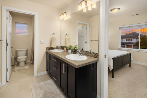 12974 SE 288th Pl Renton WA- Upgrade Realty32