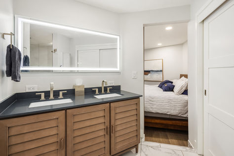 9039 NE Juanita Dr #304 Kirkland WA- Upgrade Realty22