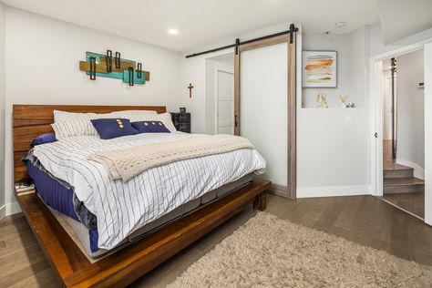 9039 NE Juanita Dr #304 Kirkland WA- Upgrade Realty26