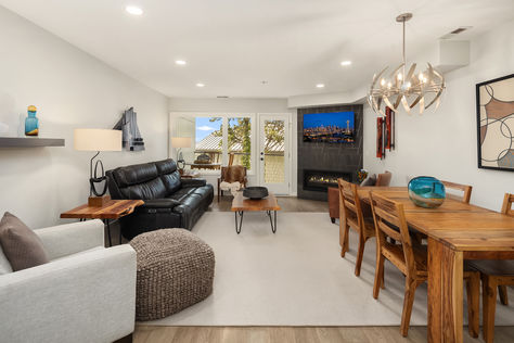 9039 NE Juanita Dr #304 Kirkland WA- Upgrade Realty4