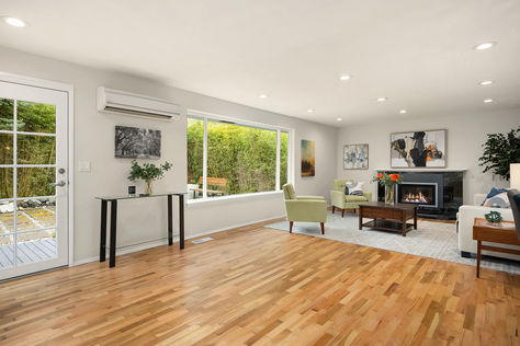 1090 Grow Ave NW, Bainridge Island, WA 98037 - Upgrade Realty10