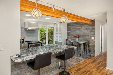 1090 Grow Ave NW, Bainridge Island, WA 98037 - Upgrade Realty14