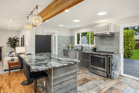 1090 Grow Ave NW, Bainridge Island, WA 98037 - Upgrade Realty16