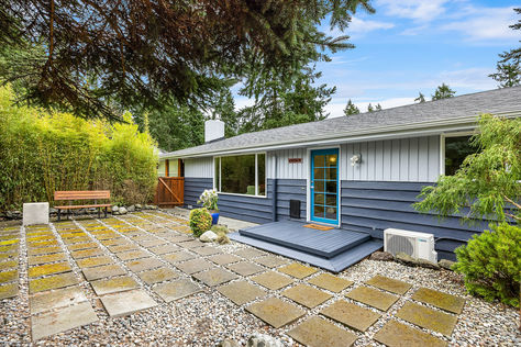 1090 Grow Ave NW, Bainridge Island, WA 98037 - Upgrade Realty8
