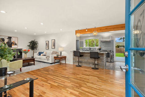 1090 Grow Ave NW, Bainridge Island, WA 98037 - Upgrade Realty9