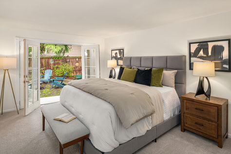 1113 180th St SW, Lynnwood, WA - Upgrade Realty4