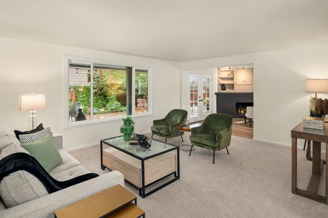 1113 180th St SW, Lynnwood, WA - Upgrade Realty6