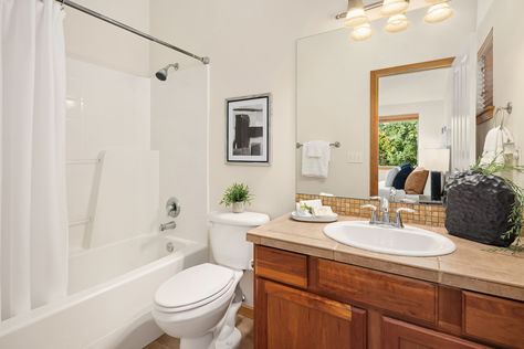 12050 33rd Ave NE Unit C, Seattle, WA - Upgrade Realty22