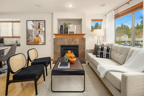 12050 33rd Ave NE Unit C, Seattle, WA - Upgrade Realty7