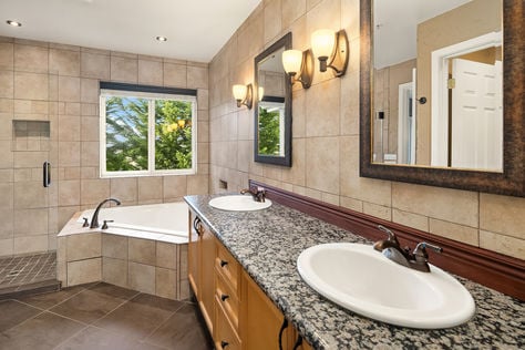 12113 NE 172nd Pl #J202, Bothell, WA - Upgrade Realty25