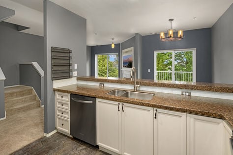 12113 NE 172nd Pl #J202, Bothell, WA - Upgrade Realty6