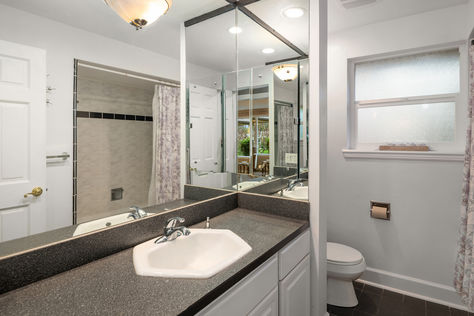 16534 4th Ave S, Burien, WA - Upgrade Realty16