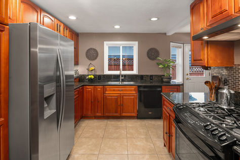 16534 4th Ave S, Burien, WA - Upgrade Realty19