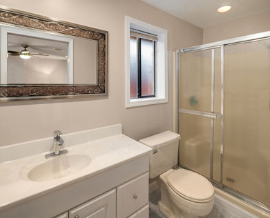 16534 4th Ave S, Burien, WA - Upgrade Realty23