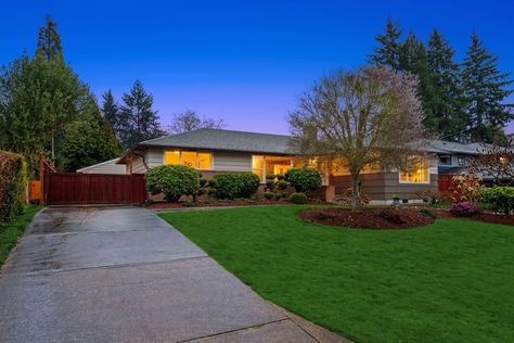 16534 4th Ave S, Burien, WA - Upgrade Realty45