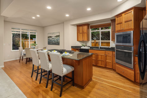 1925 NE 33rd Pl, Renton, WA - Upgrade Realty10