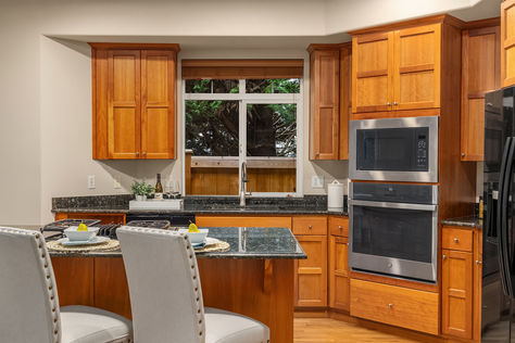 1925 NE 33rd Pl, Renton, WA - Upgrade Realty12