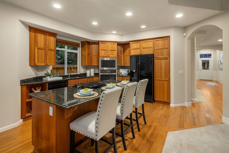 1925 NE 33rd Pl, Renton, WA - Upgrade Realty14